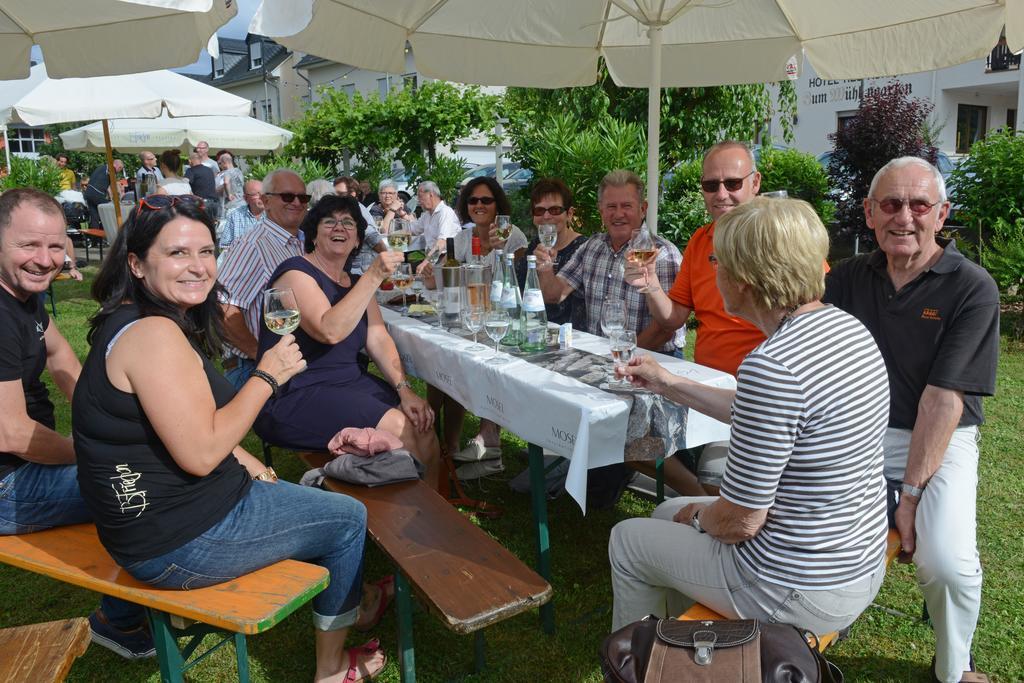 Готель Gastehaus Und Weingut Bernd Frieden Ніттел Екстер'єр фото